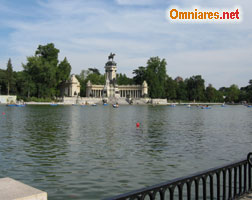 Visitare lago del Parco del Buen Retiro